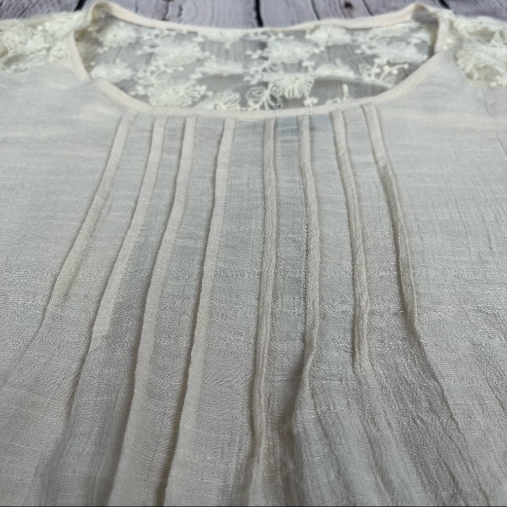 EM women's lightweight beige peasant style boho 3/4 sleeve top lace, size M - Picture 5 of 16